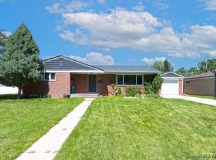816 Apache St, Cheyenne, WY 82009