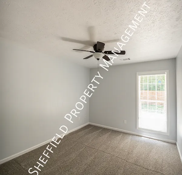 3008 Thornberry Cir — Photo 5