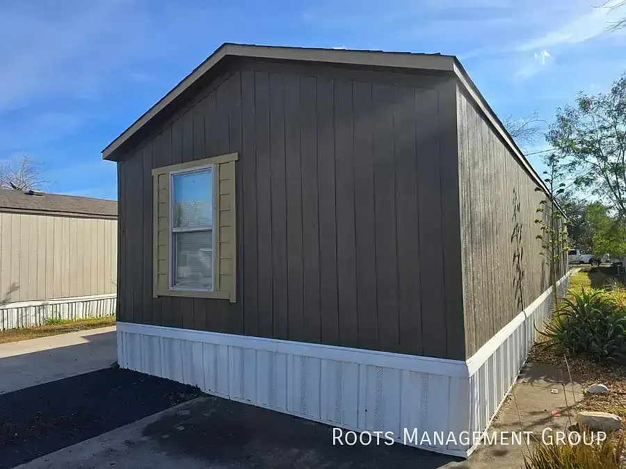 3 Bed 2 Bath Home Available for Lease at Shady Acres MH & RV Resort - Apply Now! — Photo 2