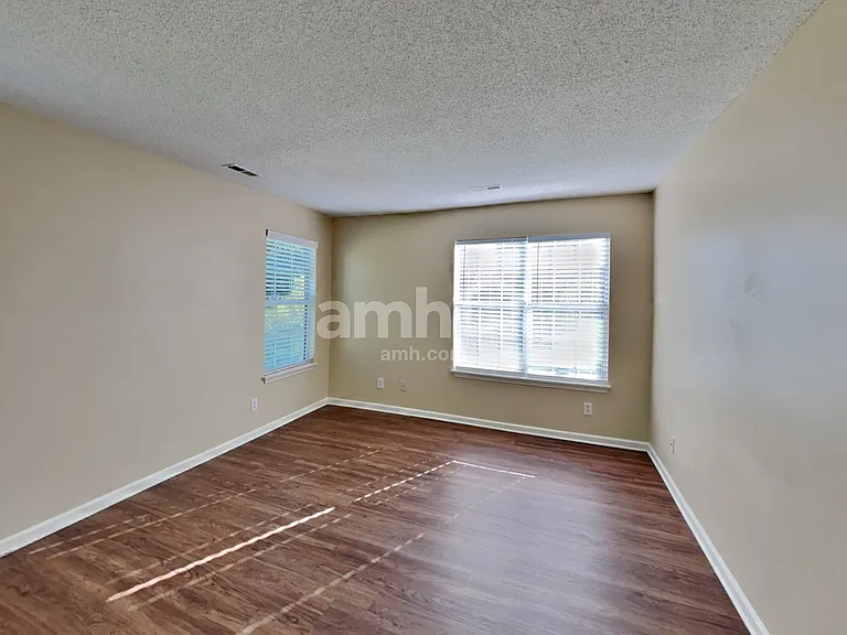 7117 Daerwood Pl — Photo 9