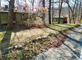 25 River Rd, Merrimac, MA 01860