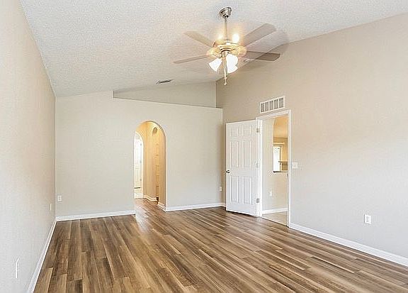 3rd image of 12216 Dawn Vista Dr