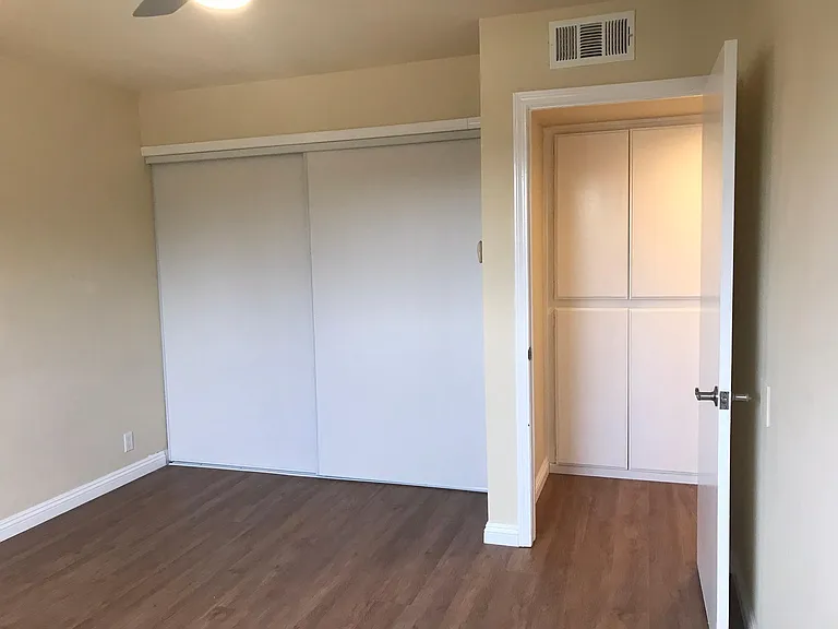 49 S Craig Ave #4 — Photo 15