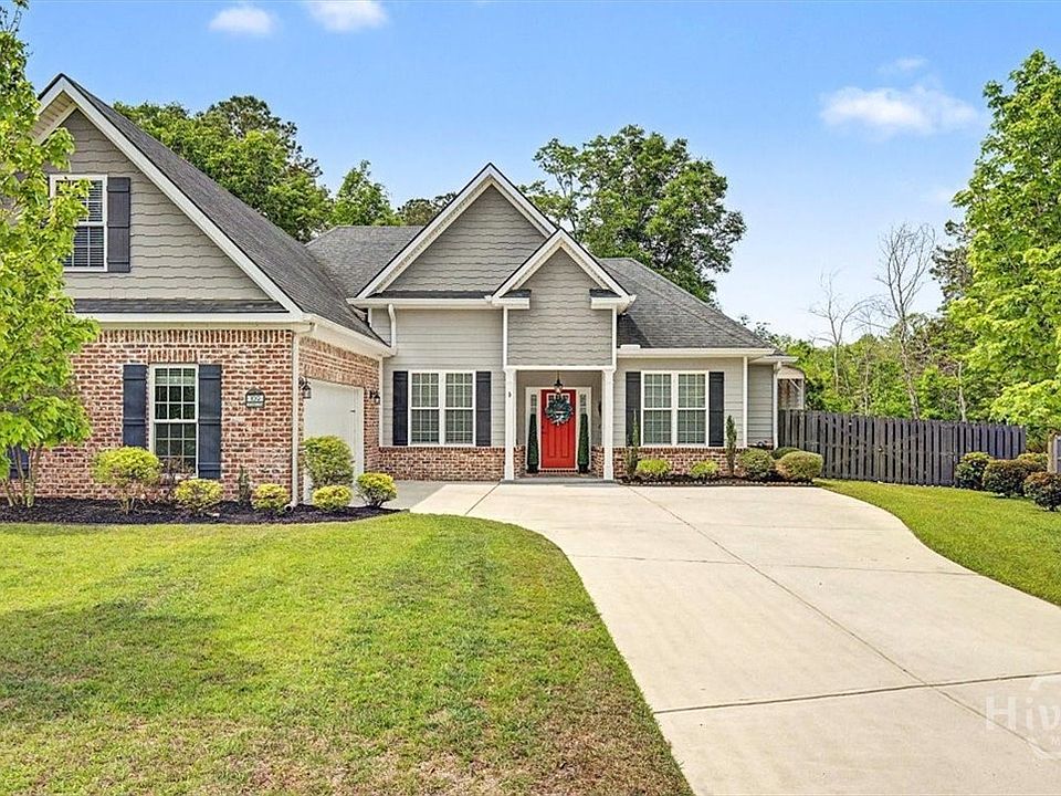 1st image of 109 Red Oak Lane