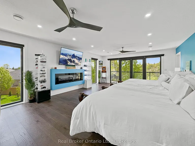 19 Zavarella Ct — Photo 15