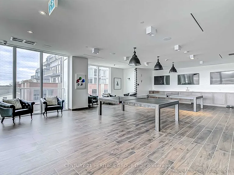 33 Helendale Ave #1011 — Photo 20