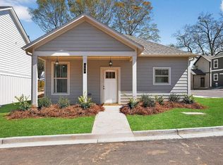 200 Maddux St, Fayetteville, GA 30214