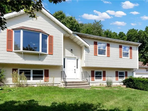 34 Peach Orchard Hill, Plainville, CT 06062