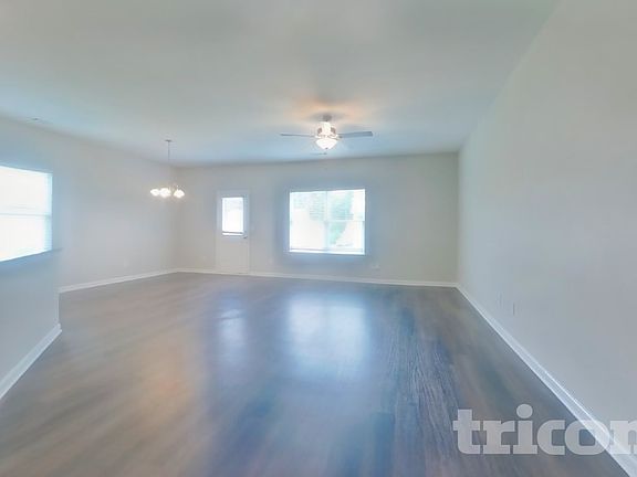 2nd image of 109 Innis Brook Cir