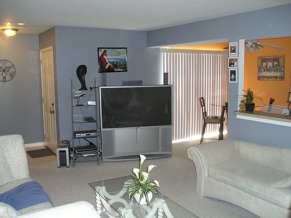 Spacious Living Room