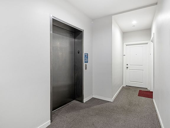 4th image of 811 N 2nd St