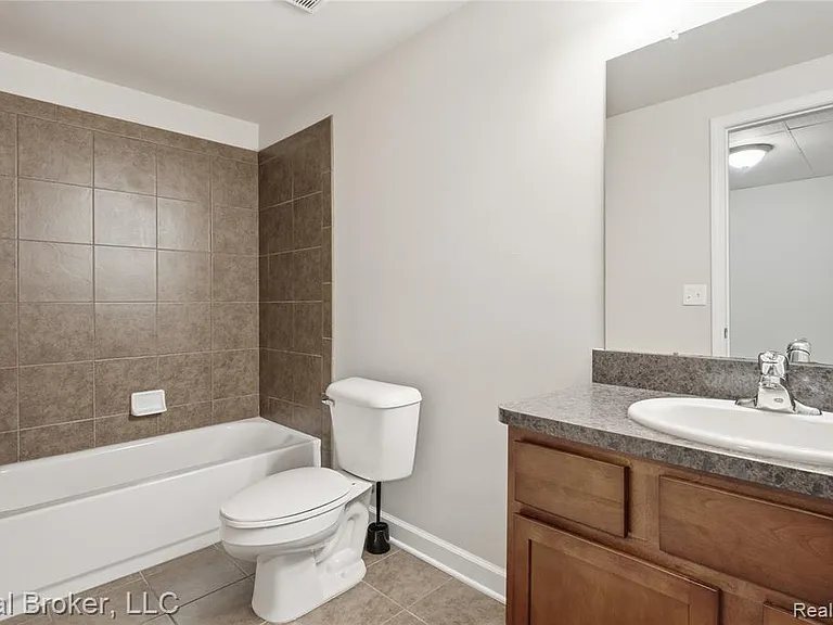 26978 Maxwell Ct — Photo 30