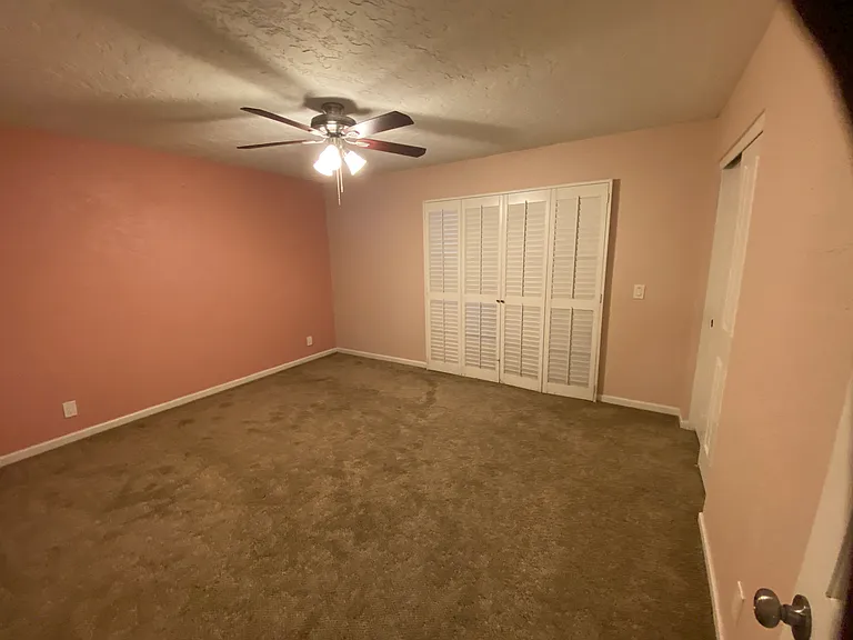 2081 E Alameda Dr — Photo 30
