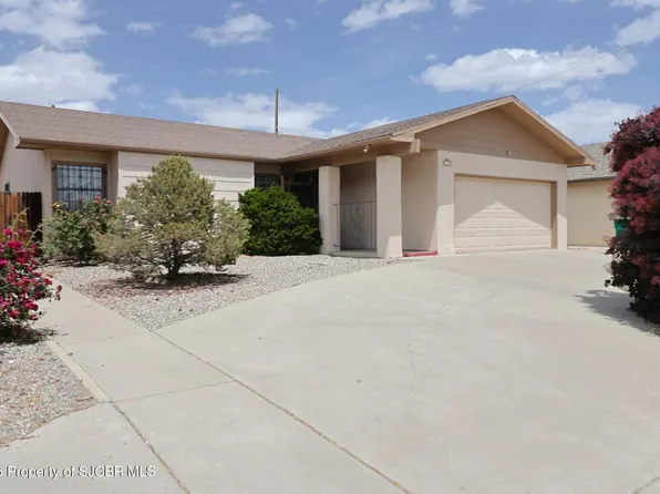 2108 E 18th St, Farmington, NM 87401