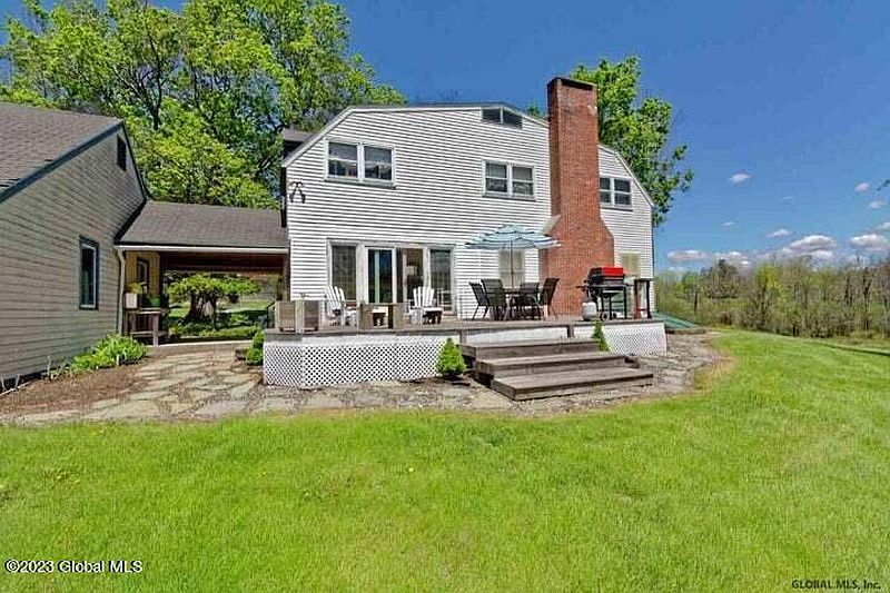 5th image of 44 Country Lane