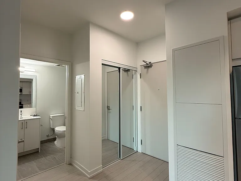 4010 Eglinton Ave W #409 — Photo 10