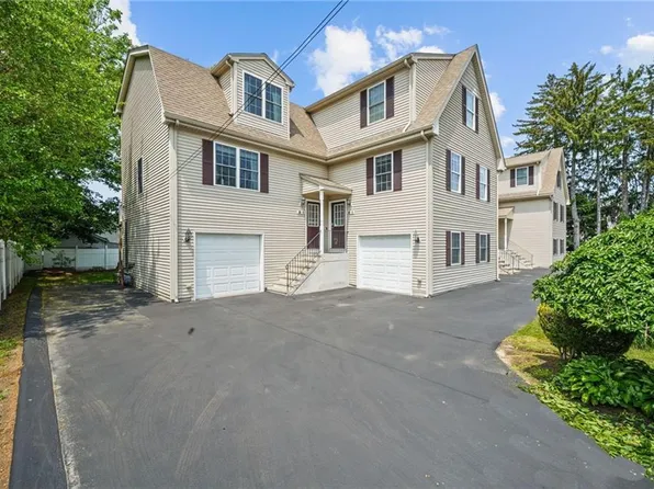 74 Ash St Unit 1, Lincoln, RI 02865