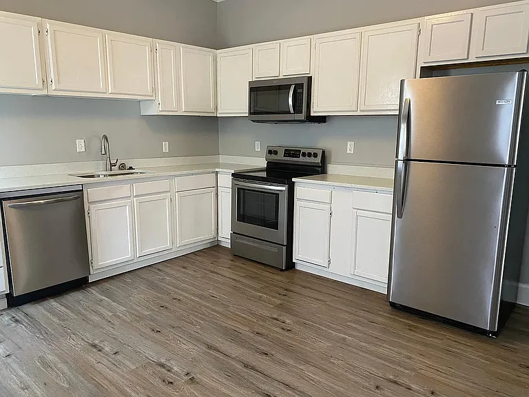 2128 N Pennsylvania St #4 — Photo 6