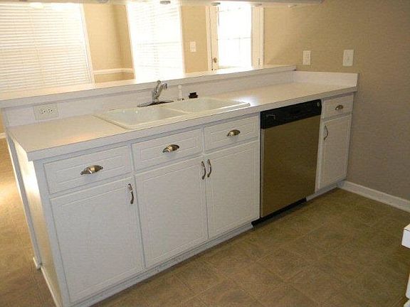 3rd image of 4769 Primrose Pl