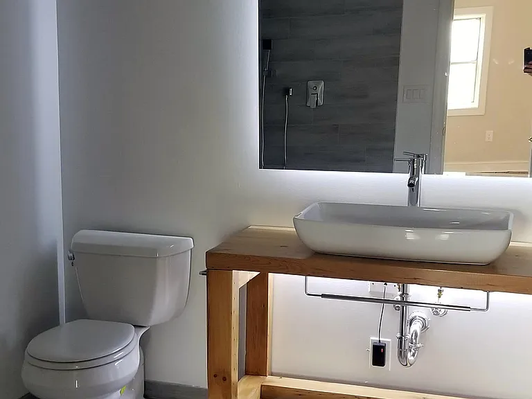 1216 Bolton St #3B — Photo 9