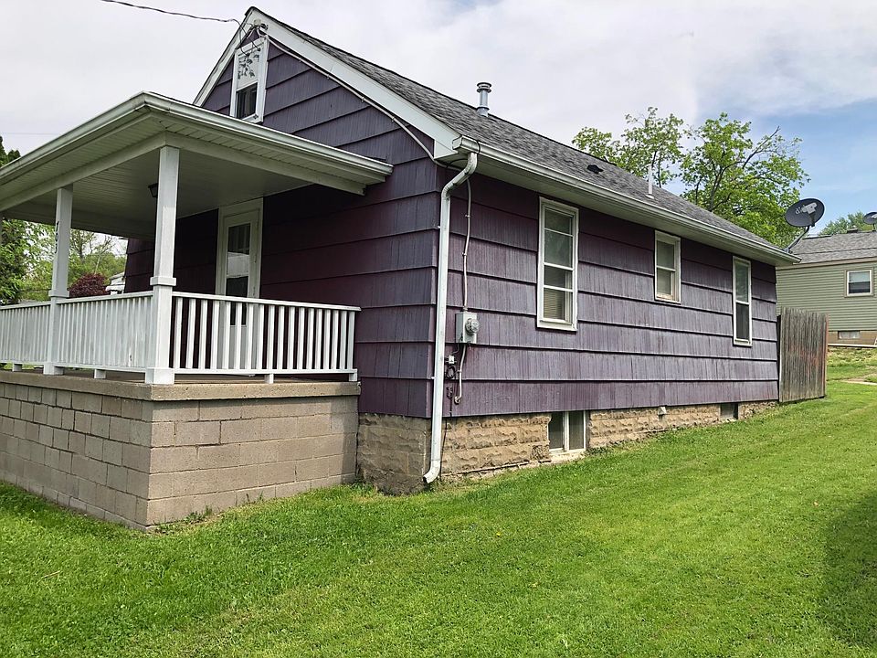 2nd image of 703 Brookfield Ave
