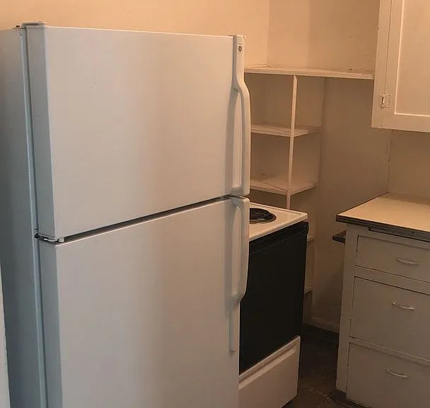 405 NE Oak St — Photo 9