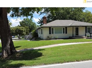 9 NE Green St, Lees Summit, MO 64063