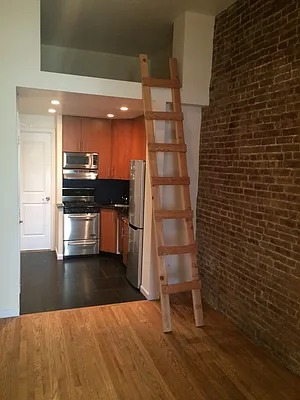 Rented by Urban Real Estate Property Group Inc | media 10