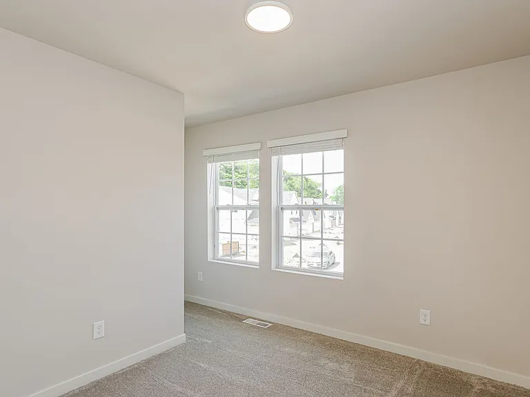 8222 Crestbrook Ct — Photo 19