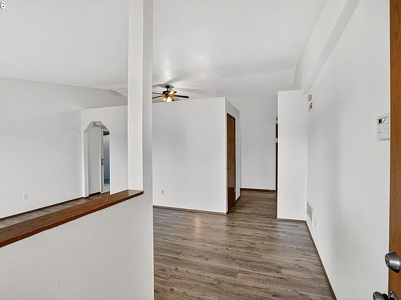 3rd image of 2262 S Alpine St