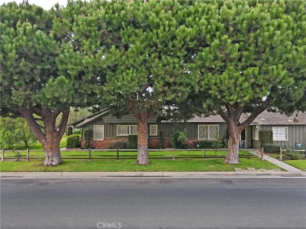 7741 Fostoria St, Downey, CA 90241