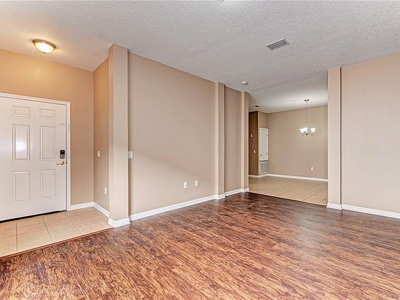 2nd image of 10268 Devonshire Lake Dr