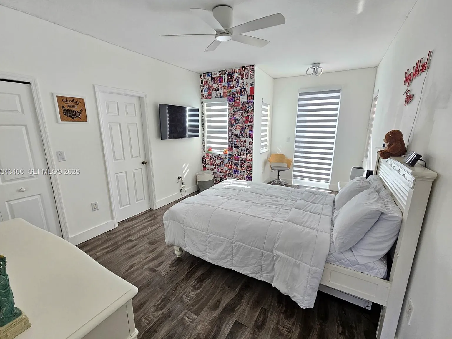 5 bed, 3294 sqft, $5,995 — Photo 2