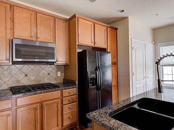 4th image of 13534 Station St Unit 13534