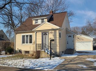 907 11th St NW, Austin, MN 55912