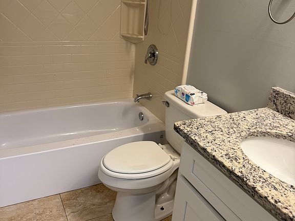 3rd image of 1167 Bayshore Dr N #1167