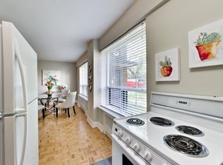 2100 Bathurst St #1-BEDROOM, Toronto, ON M5N2P2