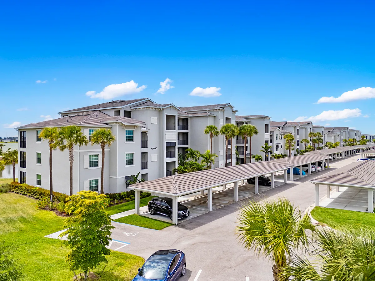 Building Photo - 43060 Greenway Blvd #741