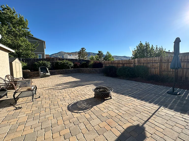 8825 Sunset Breeze Dr — Photo 15