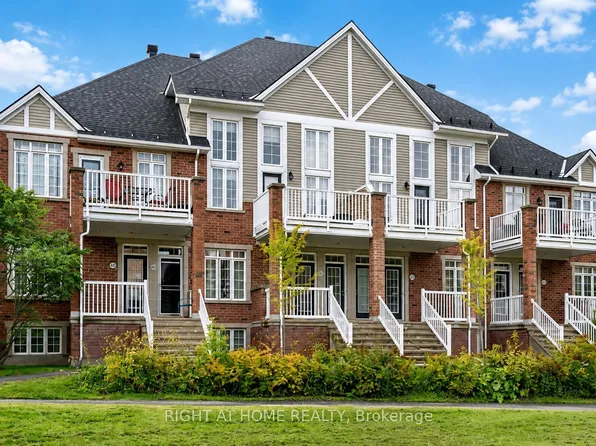 1745 Campeau Dr #106, Ottawa, ON K2K 0A2