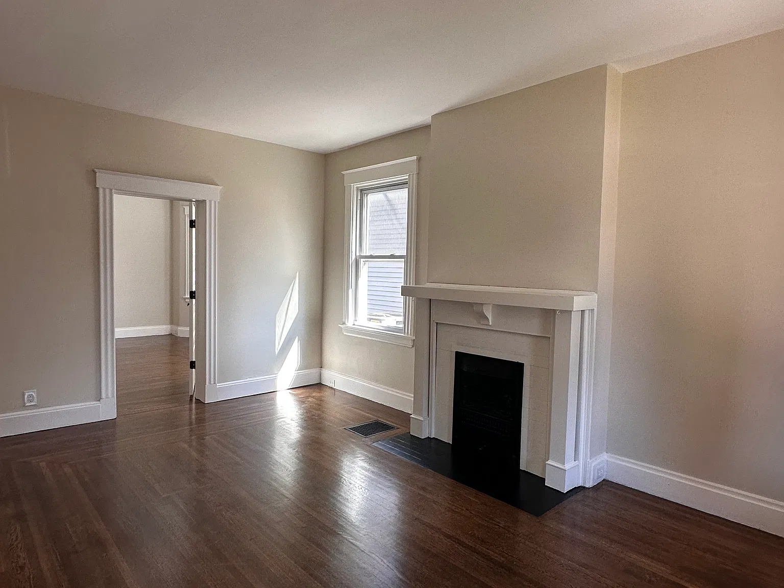 2 bed, $1,800 — Photo 4