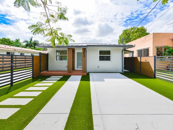 352 SW 17th Rd #352, Miami, FL 33129