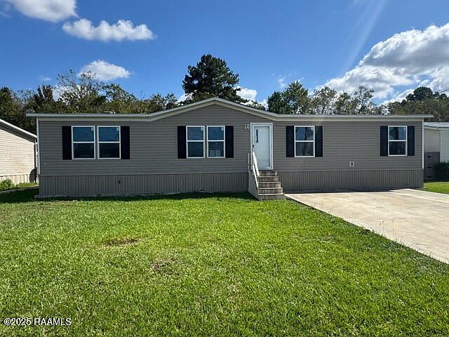 1st image of 215 Liz Dr