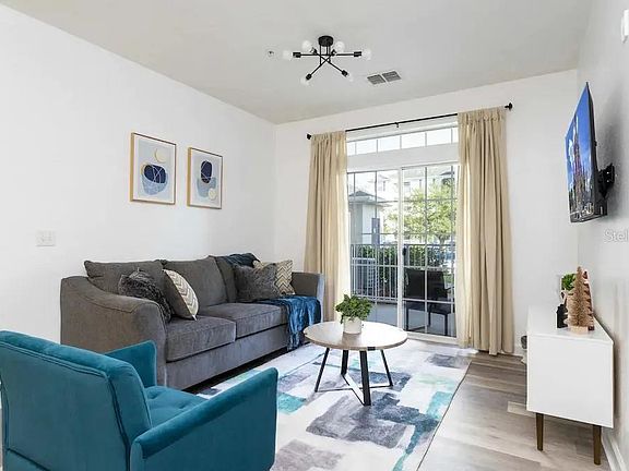 3rd image of 3176 Feltrim Pl APT 101