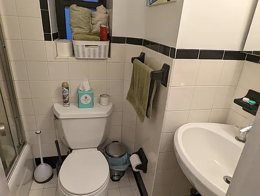 Rented by Corcoran | media 6