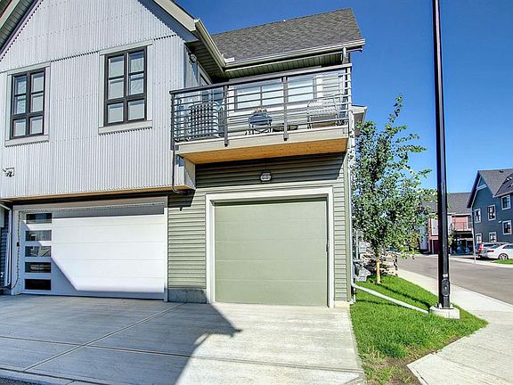 3rd image of 100 S Walgrove Ct SE #4301