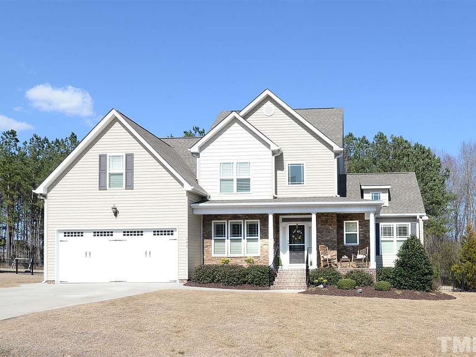 1st image of 298 Ainsley Ct