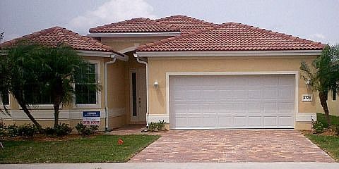 4326 NW Oakbrook Circle