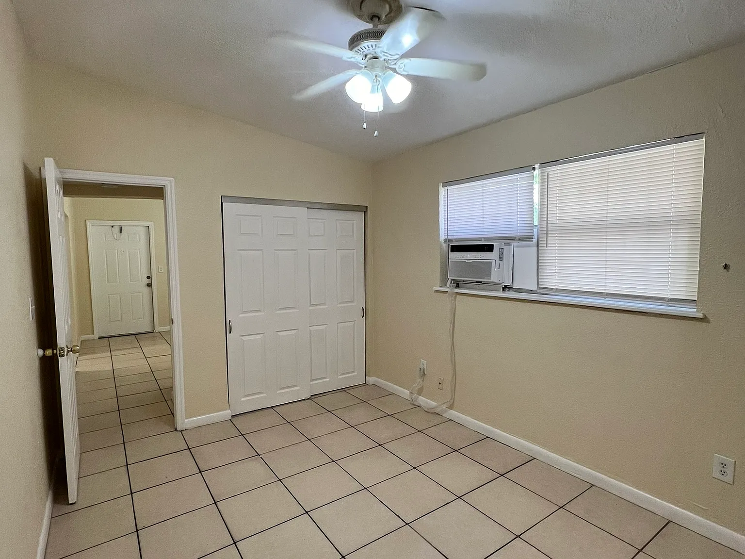 2 bed, 1299 sqft, $2,395 — Photo 3