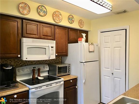 4th image of 815 W Boynton Beach Blvd #10-205